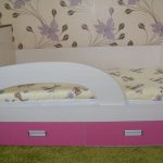 letto design delfino