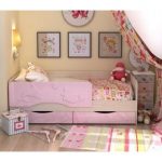 letto delfino rosa