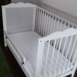 letto per bambini con sponda laterale