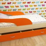 letto di delfini arancioni