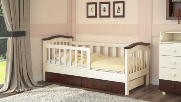 letto per bambini in legno