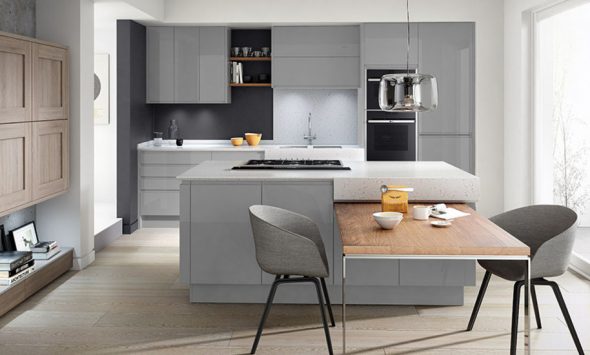 cucina con tavolo estraibile