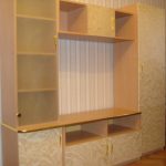 mobili in laminato e impiallacciatura naturale