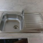 lavello sopra il livello del piano di lavoro