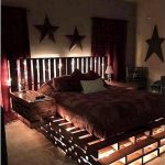 letto con pallet in camera da letto