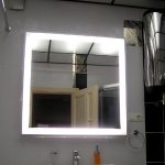 illuminazione dello specchio del bagno