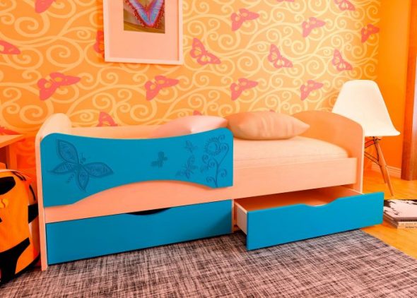 letto di delfini luminosi
