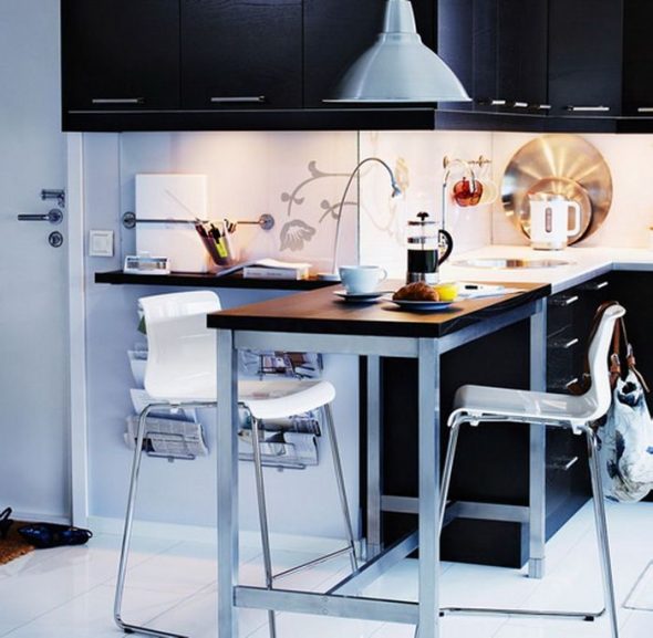 tavolo estraibile per una cucina angusta
