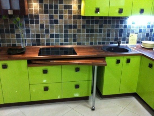 tavolo estraibile in MDF