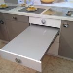 design del tavolo estraibile