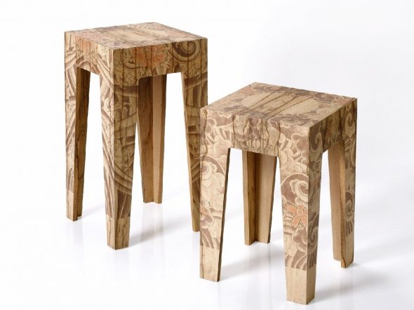 sgabello di legno
