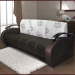 Divano letto per uso quotidiano con materasso