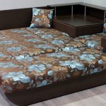 divano letto con materasso ortopedico marrone