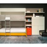 Letto a castello trasformabile per la cameretta dei bambini in stile minimalista