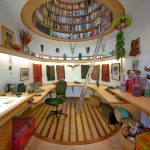 libreria nel soffitto