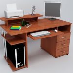 Scrivania per computer pratica