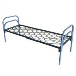 Letto metallico a un piano per operai