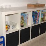 Scaffalatura rettangolare con celle quadrate