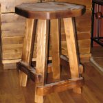 Sgabello in stile country