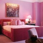 Dovresti anche evitare di appendere nella camera da letto quadri che raffigurano elementi naturali.