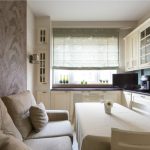 divano beige all'interno