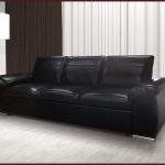 divano in pelle nera