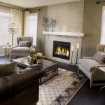 progettazione della sala con design marrone