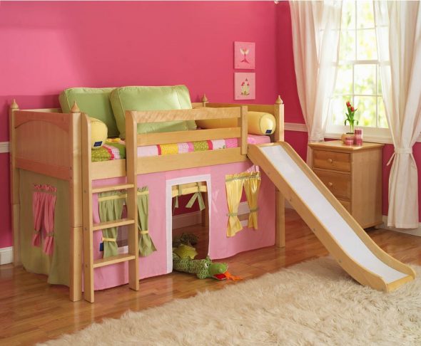 letto con area giochi