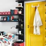 librerie sopra la porta