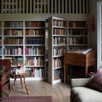 libreria a corridoio