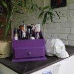 cassa cosmetica viola