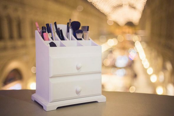 cassettiera per riporre cosmetici