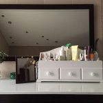 cassettiera per cosmetici in camera