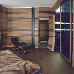 sedia con poggiapiedi di design