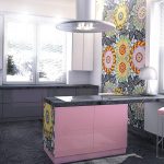 cucina con piano di lavoro lucido