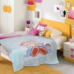 copriletto per letto di un bambino