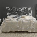 lussuoso letto in ferro battuto