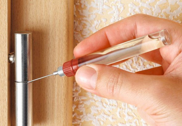 lubrificazione delle porte cigolanti