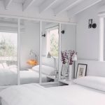 idee per la camera da letto con specchio