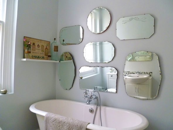 bagno con specchi
