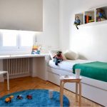 cameretta per adolescenti in colori chiari