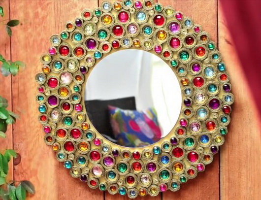 Decorazione fai da te con specchio boho