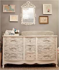 Mobili decoupage con pizzo