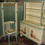 Mobili decoupage in stile vintage foto