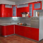 cucina angolare rossa