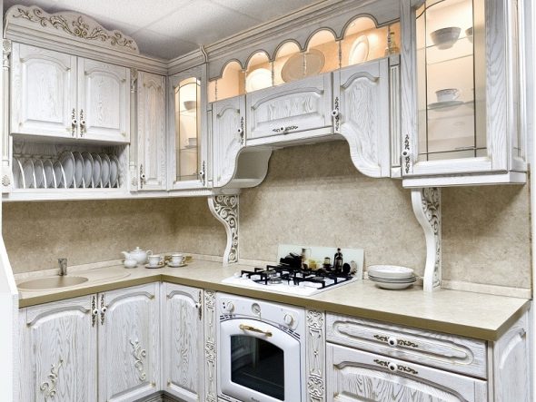 Design di cucina classica con patina