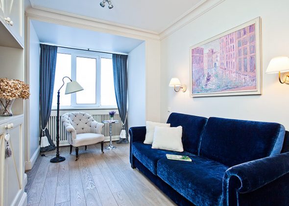 Interno dell'appartamento in stile classico moderno