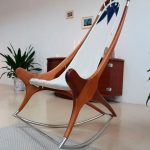 sedia a dondolo in legno