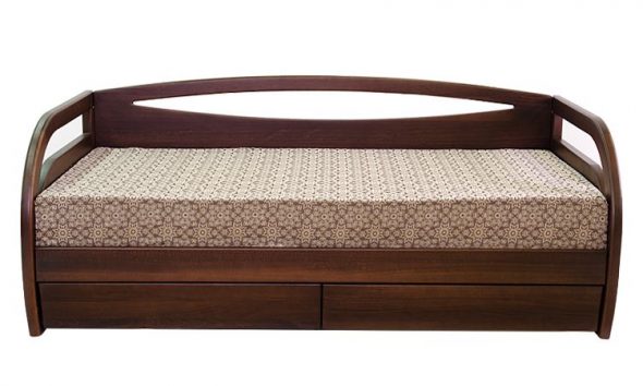 Letto Sky con cassetti portabiancheria in legno di faggio