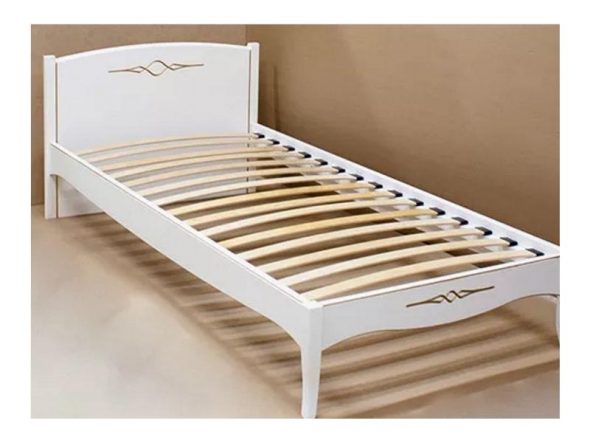Letto Versailles (pino massiccio, smalto bianco con patina dorata)